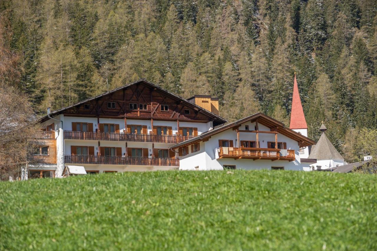 Hotel Ultnerhof Santa Gertrude Eksteriør bilde