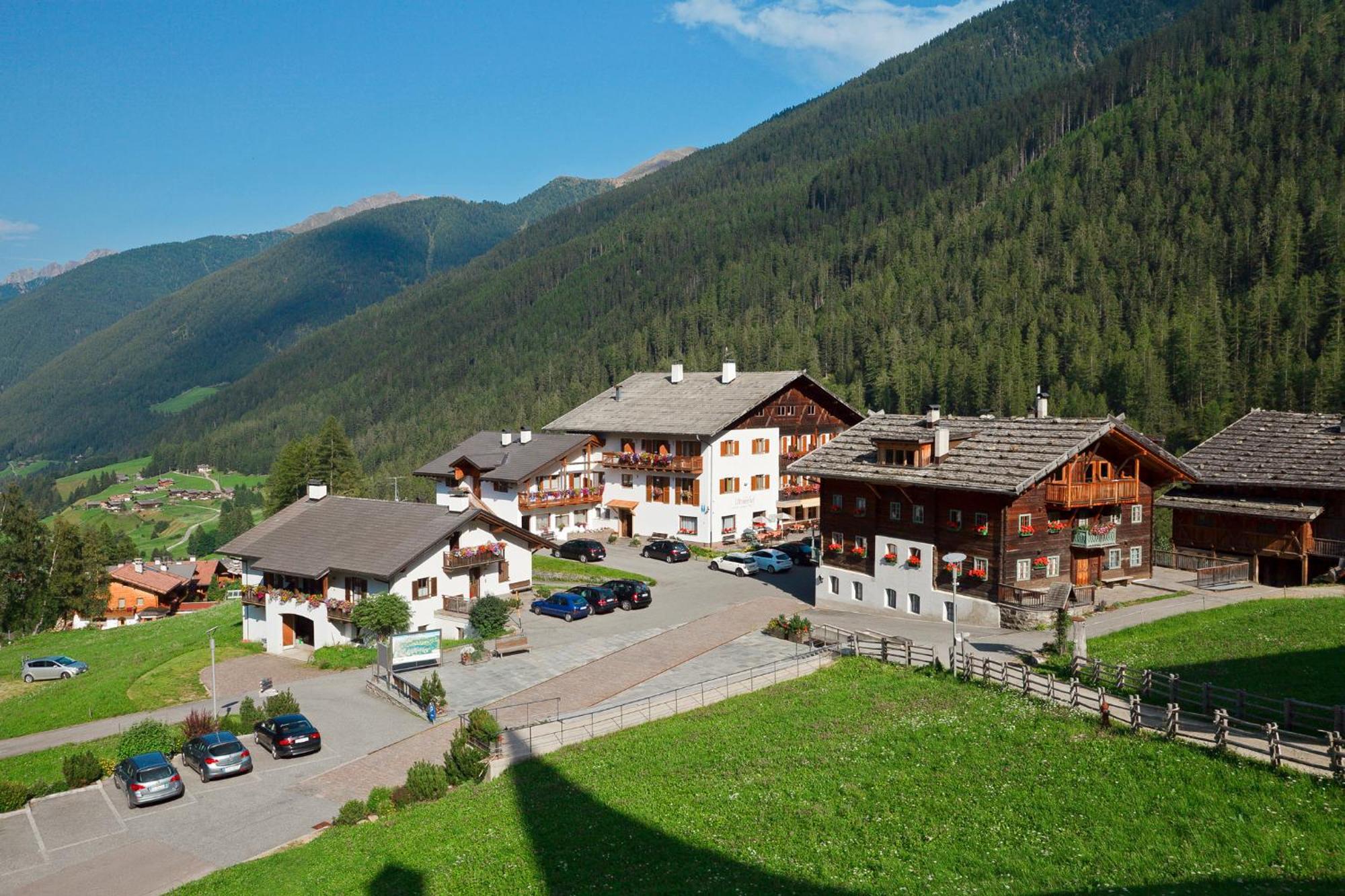Hotel Ultnerhof Santa Gertrude Eksteriør bilde