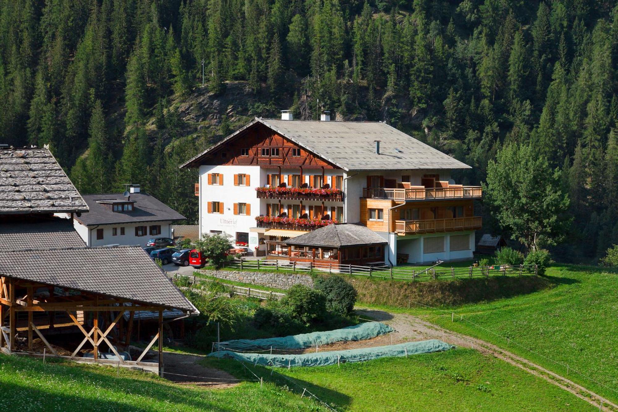 Hotel Ultnerhof Santa Gertrude Eksteriør bilde