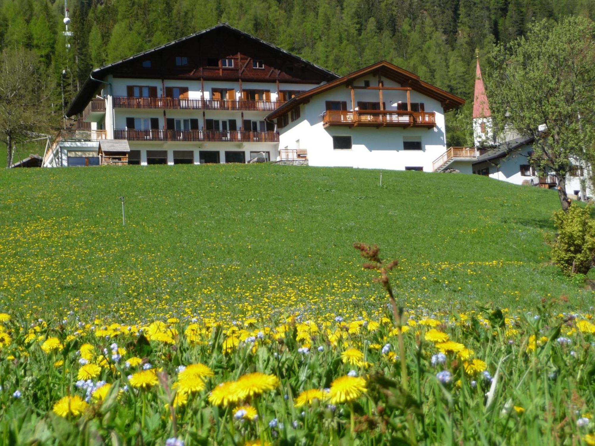 Hotel Ultnerhof Santa Gertrude Eksteriør bilde