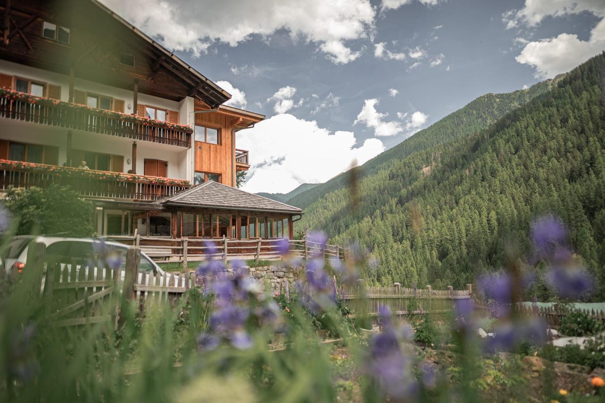 Hotel Ultnerhof Santa Gertrude Eksteriør bilde