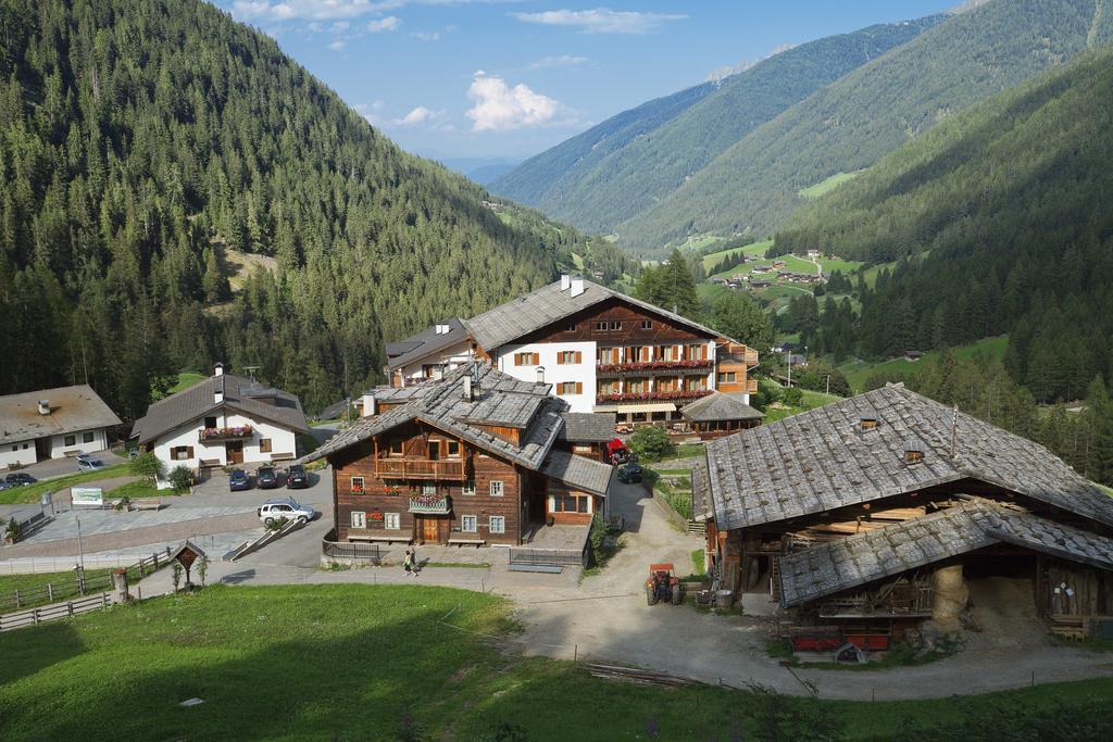 Hotel Ultnerhof Santa Gertrude Eksteriør bilde
